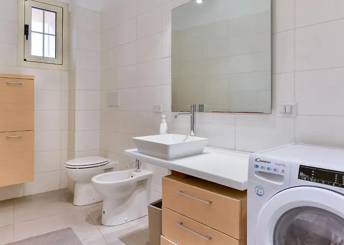 Apartamento Lavinia's At Colosseo Roma